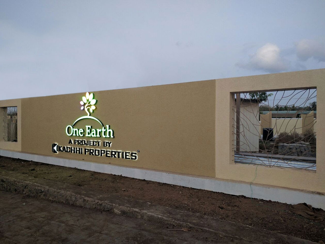 LED-SIGNAGE-ONE-EARTH