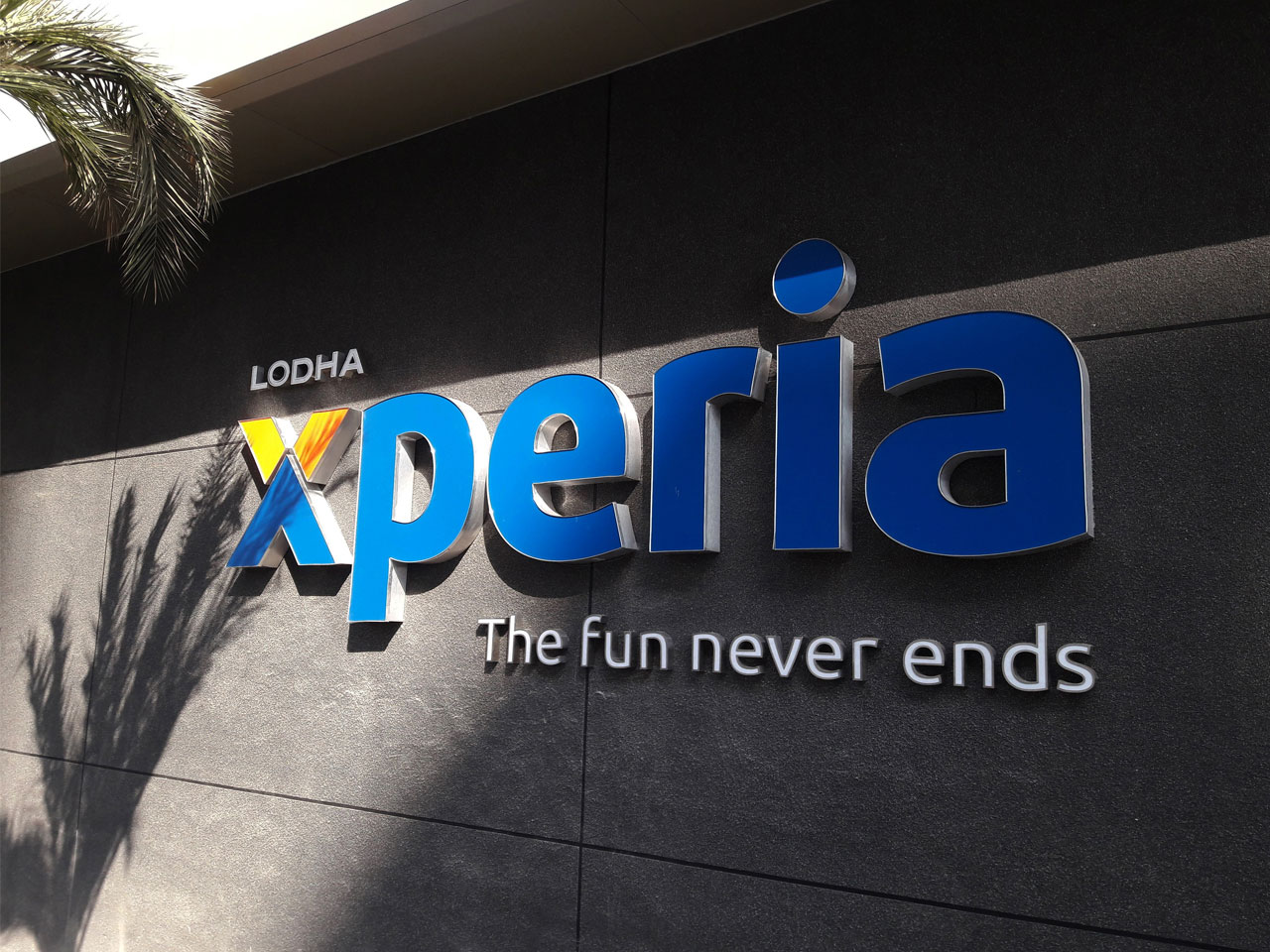 LED-SIGNAGE-XPERIA-LODHA